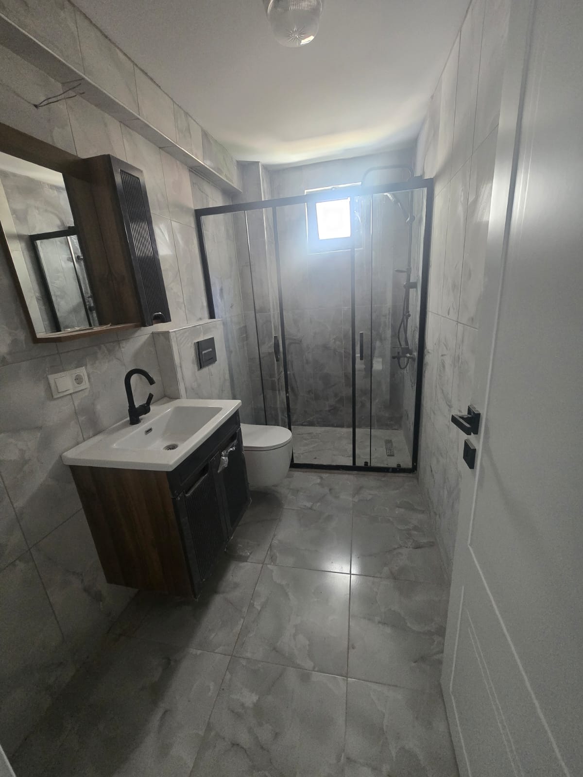 ÇEKMEKÖY AYDINLAR SIFIR 2+1 75 M2 KİRALIK 25.000.TL
