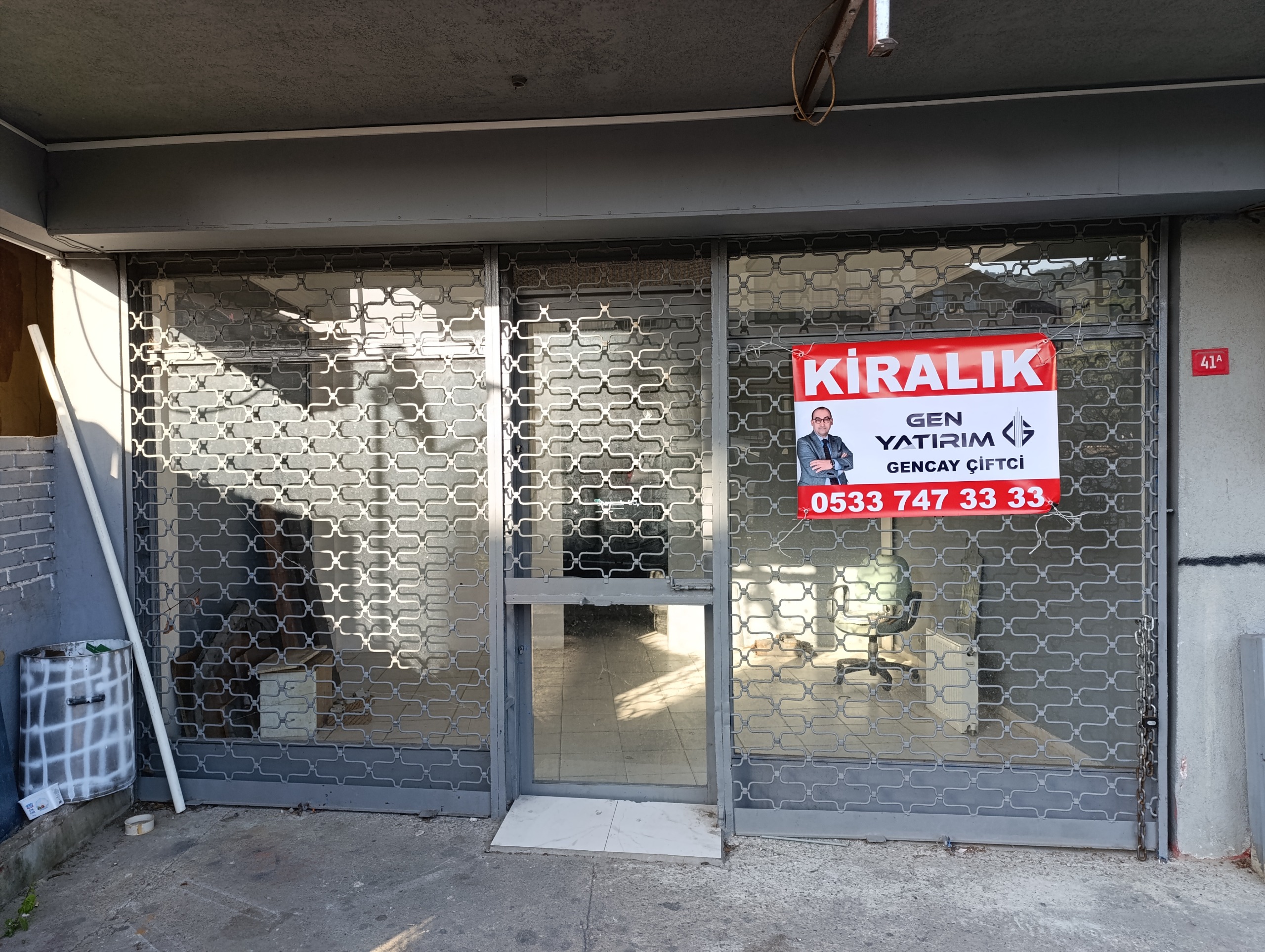 ESKİ ZEKERİYAKÖY CAD. ÜZERİ MUTFAK, WC'Lİ 65 M2 DÜKKAN 25.000.TL