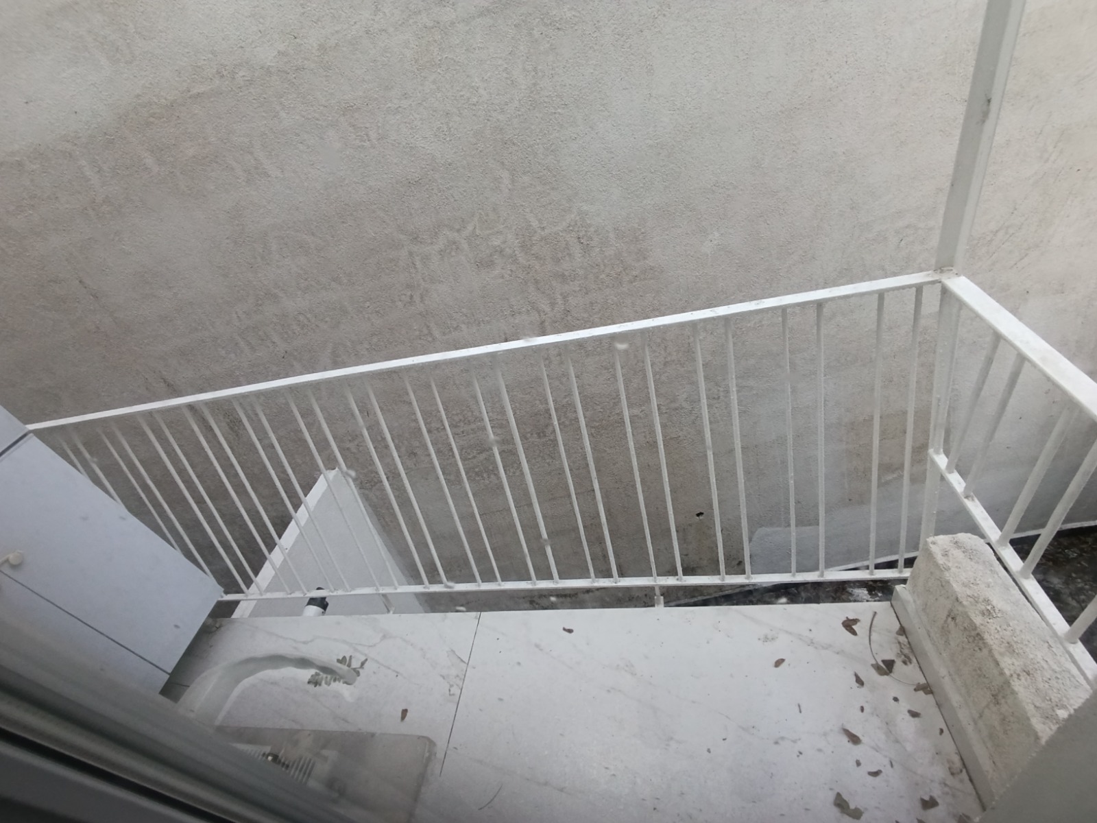 SARIYER MERKEZ YENİ BİNA 2+1 85 M2 KİRLIK 50.000 TL