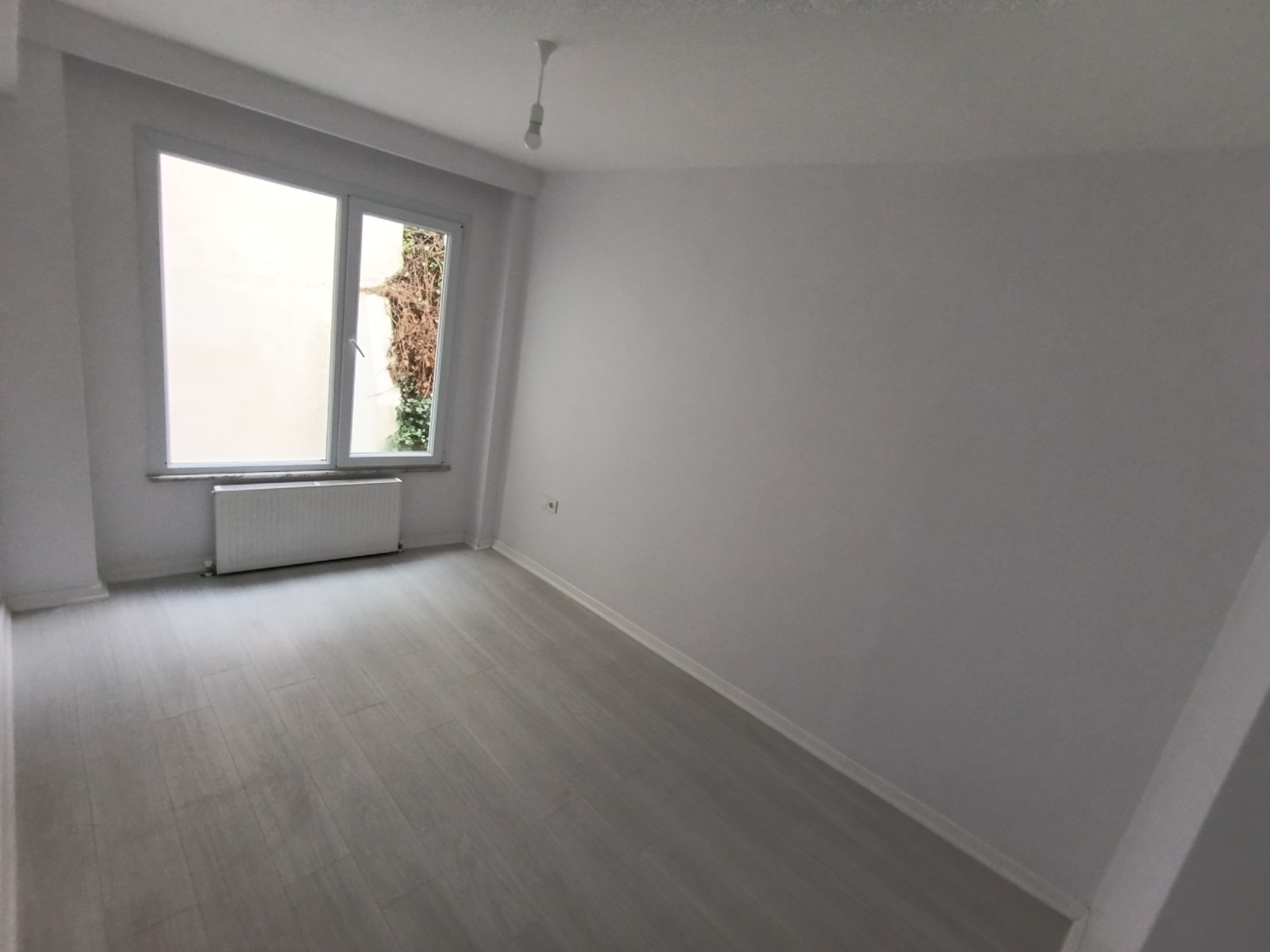 SARIYER MERKEZ YENİ BİNA 2+1 85 M2 KİRLIK 50.000 TL