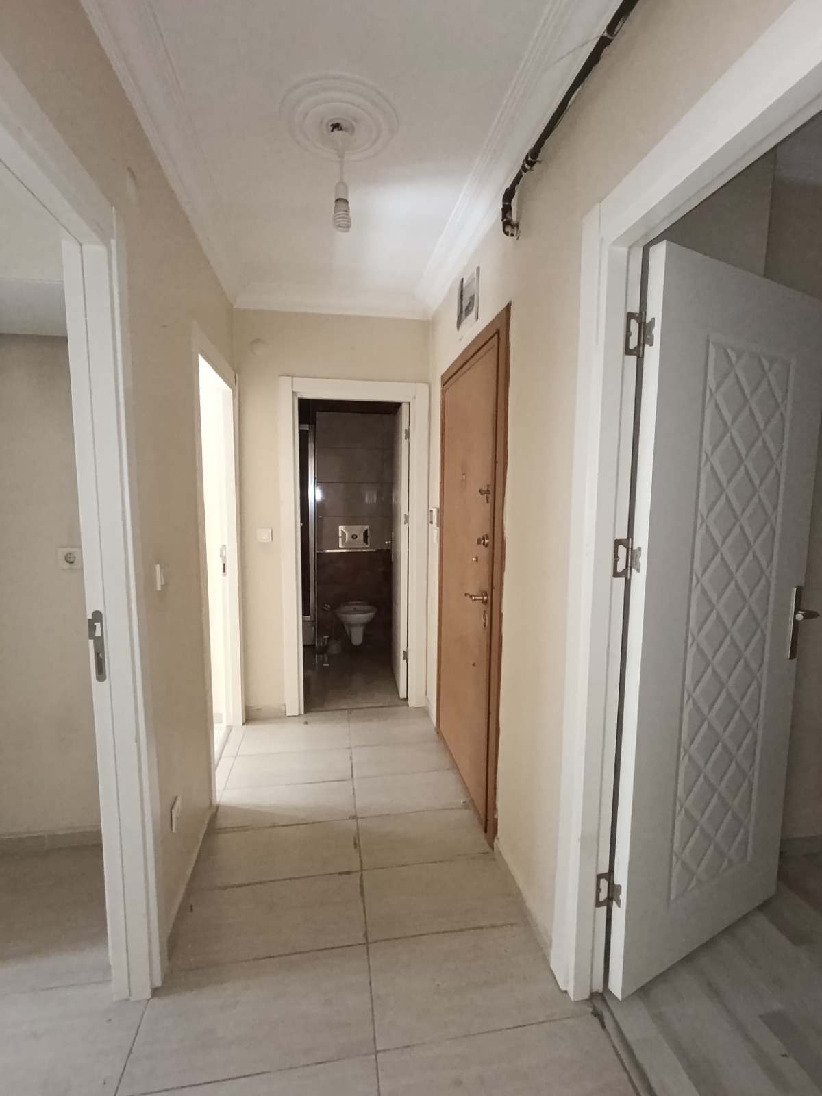  HÜRRİYET MAH. 2+1 75 M2 2.KAT YENİ BİNA KİRALIK 25.000.-TL