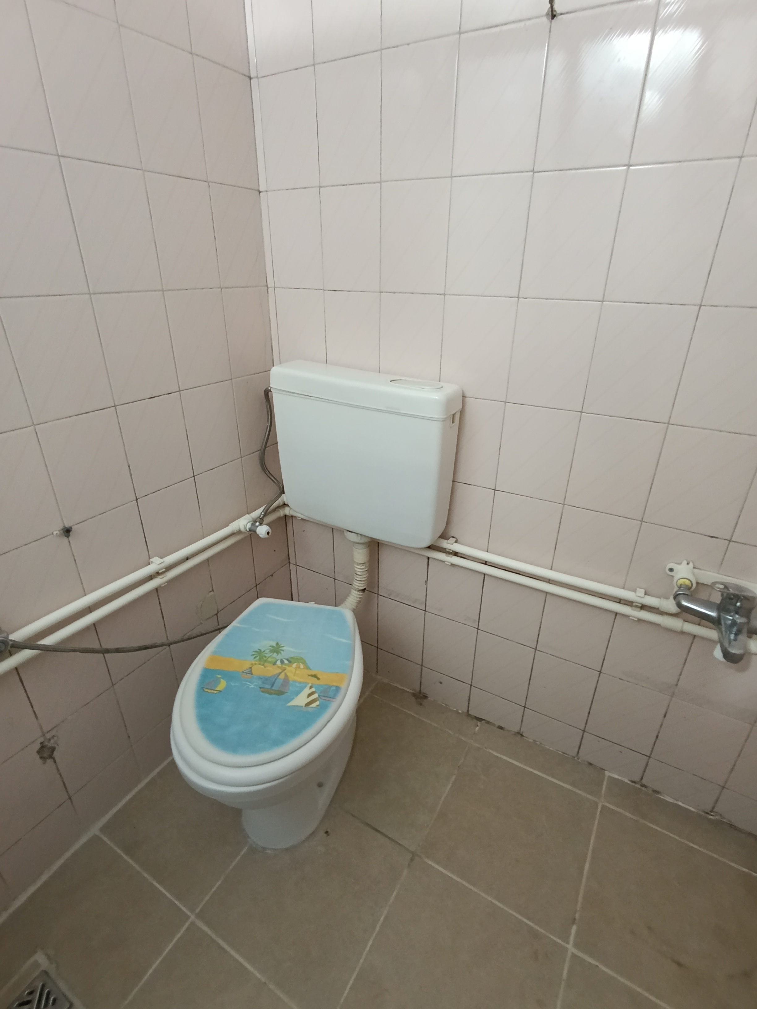 ÇARŞAMBA PAZARININ SOKAĞINDA 1+1 45 M2 DOĞALGAZLI 16.000.TL