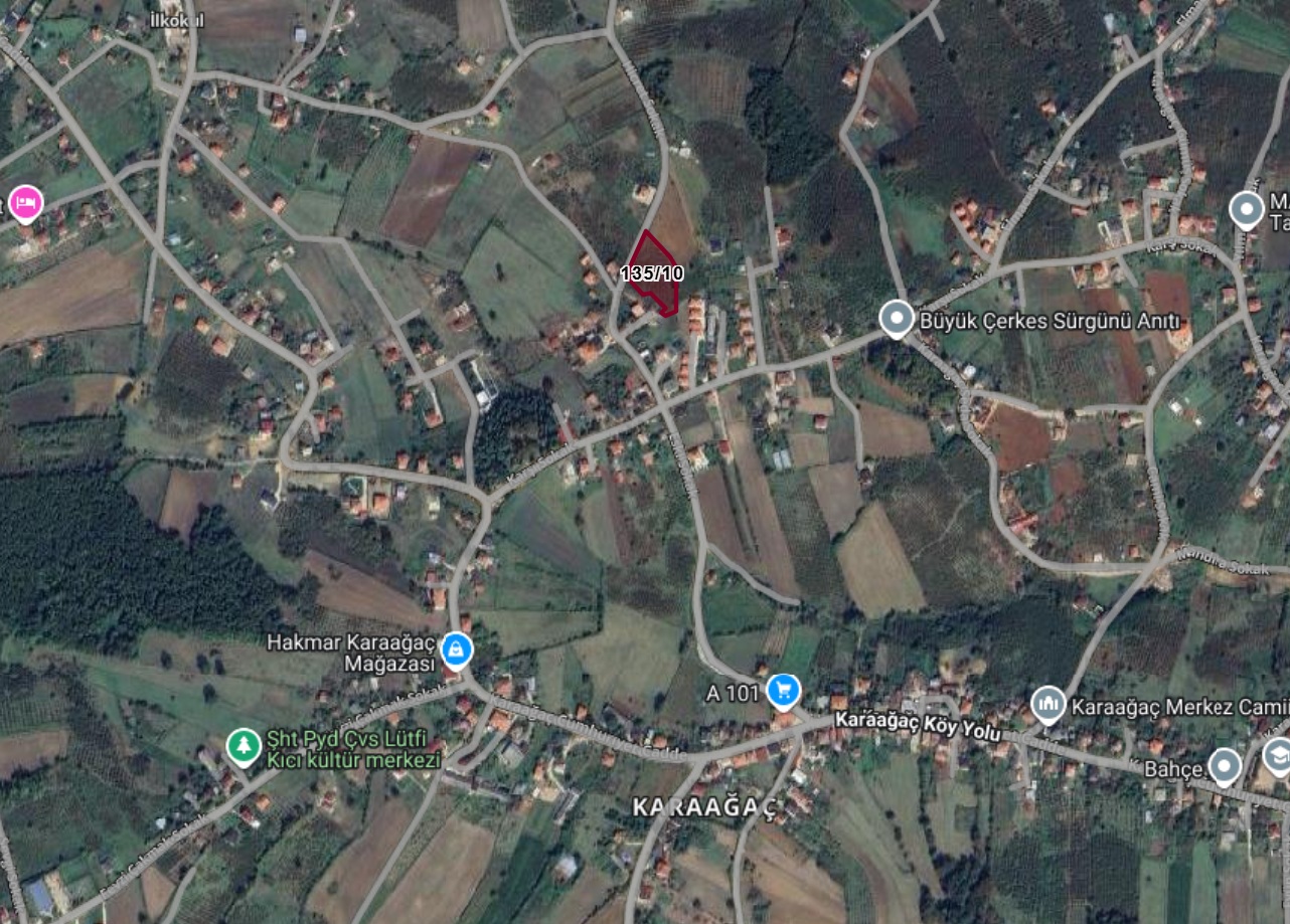 KANDIRA KARAAĞAÇ MERKEZİ KONUMDA İMAR PLANINDA 3444 M2 FINDIK BAHÇESİ 